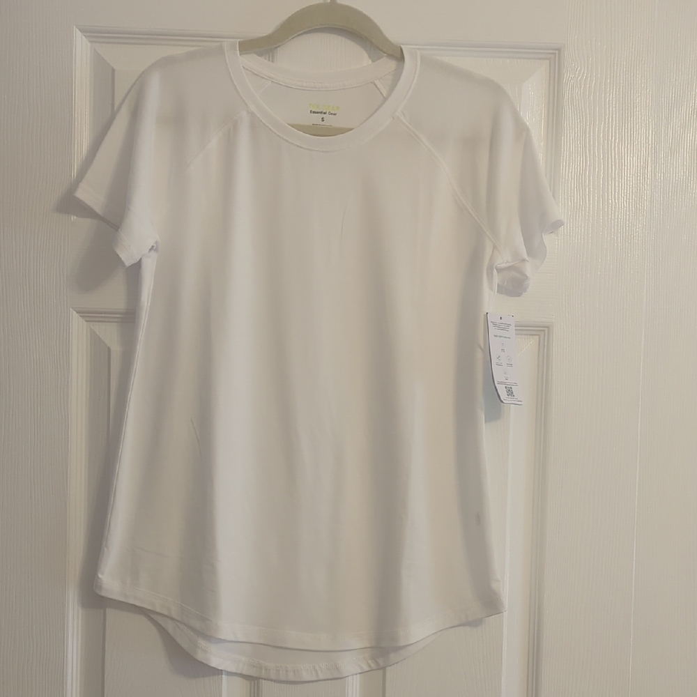 Tek Gear Essential White Short Sleeve Tee